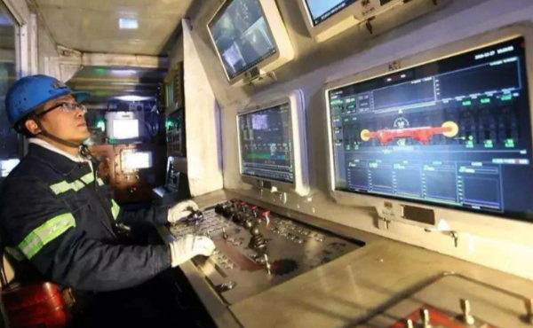 船舶在線能源監(jiān)控機(jī).png 船舶在線能源監(jiān)控機(jī).png