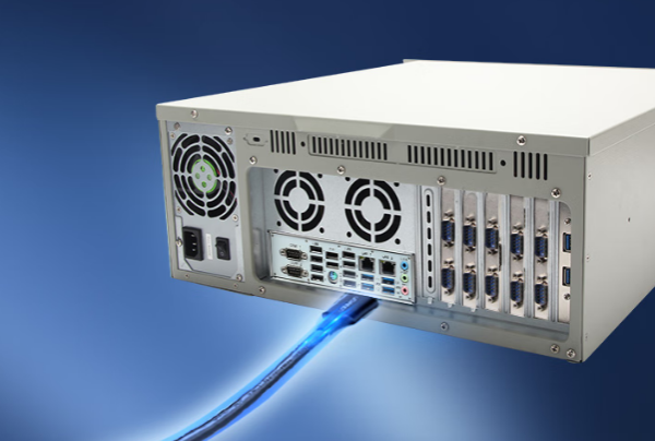 東田國(guó)產(chǎn)工控機(jī)端口.png 東田國(guó)產(chǎn)工控機(jī)端口.png